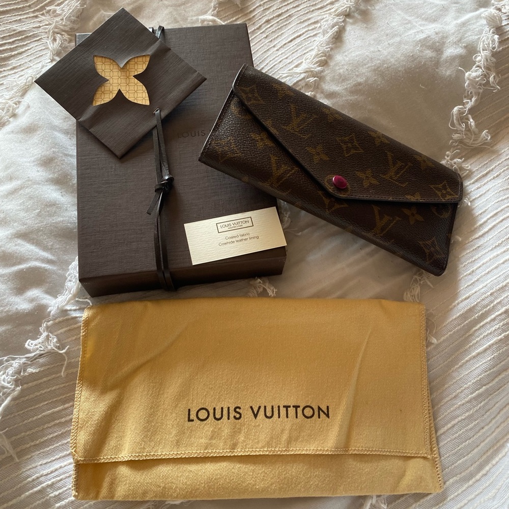 Louis Vuitton Josephine Wallet Pre Loved